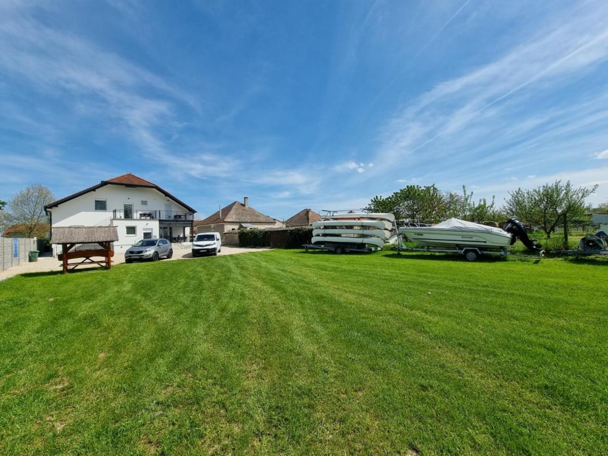 Duna-Beach Apartman Kimle Экстерьер фото