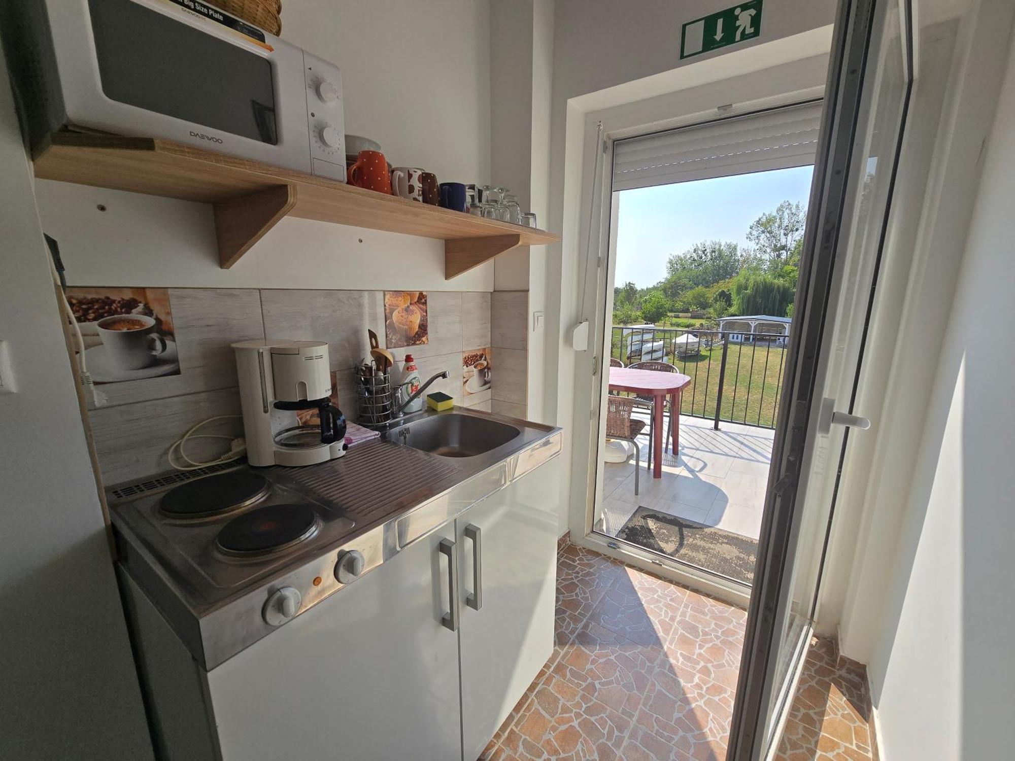 Duna-Beach Apartman Kimle Экстерьер фото